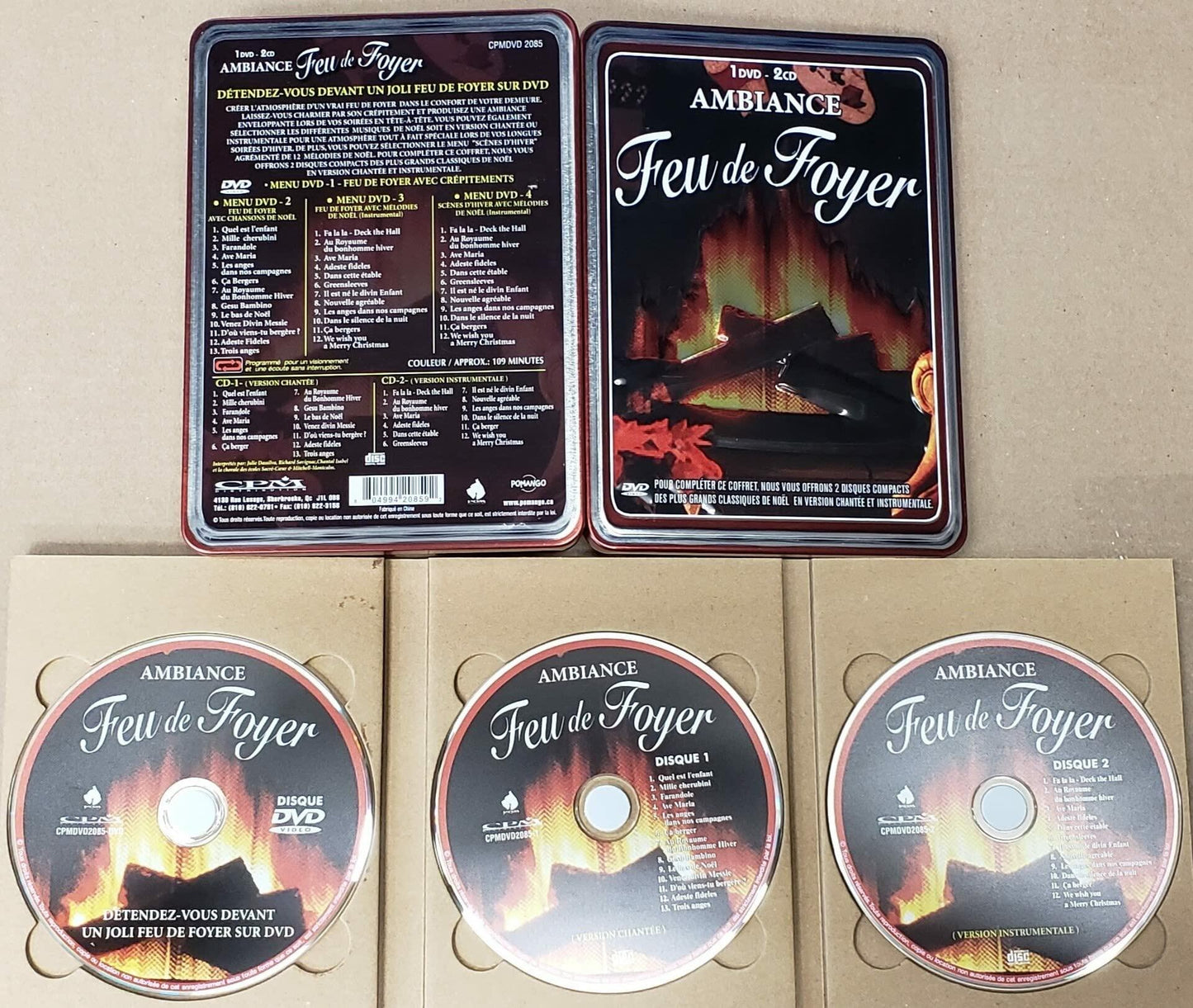 Ambiance Feu de Foyer (1 DVD & 2 CD) Menu DVD Feu de Foyer avec Crépitements, avec Chansons de Noel, Avec Mélodies de Noel, Scenes D'Hiver avec Mélodies de Noel / CD#1 Chansons de Noel Version chanté - CD#2 Mélodies de Noel Instrumental.