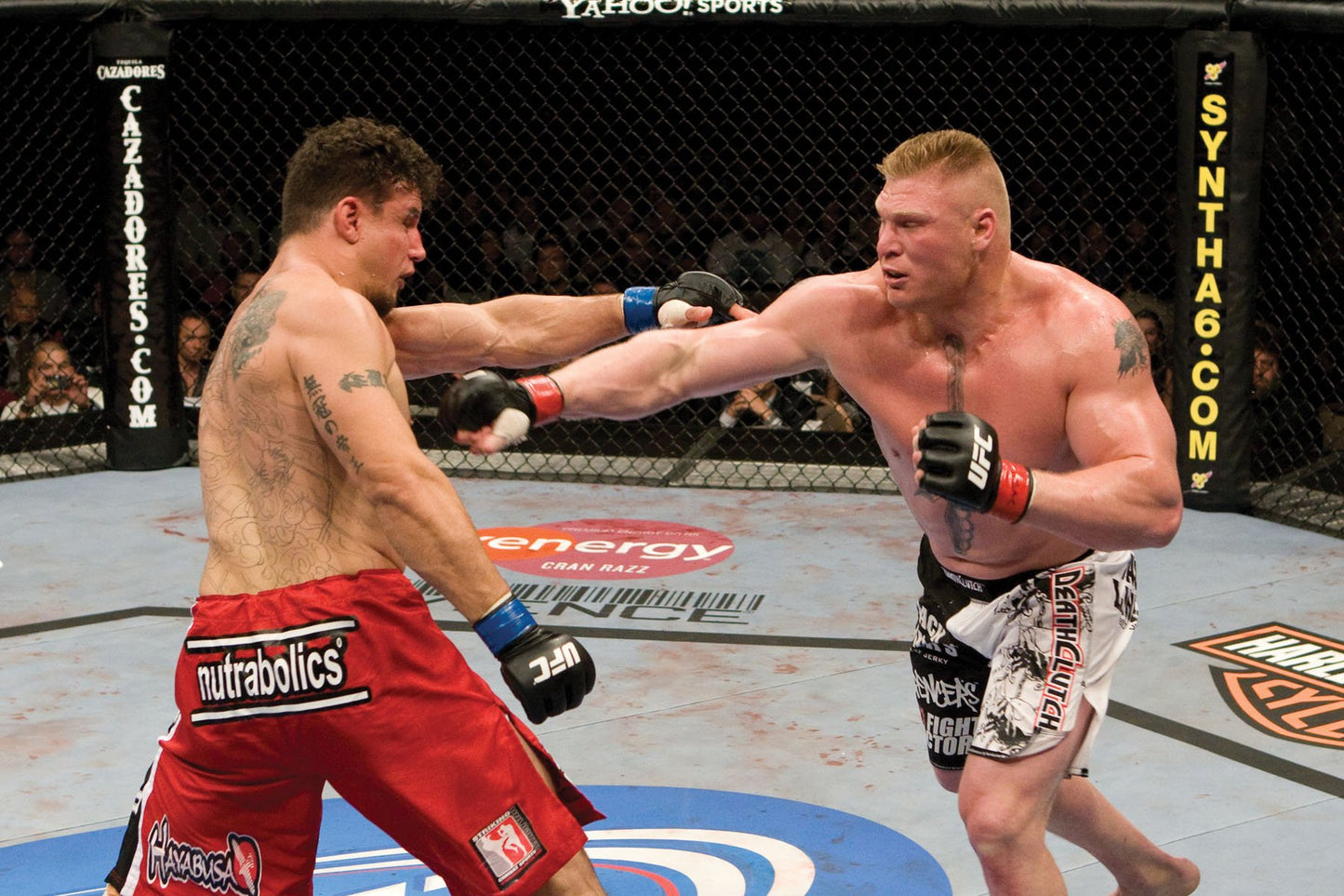 UFC: Ultimate Knockouts 8 [Very Good]