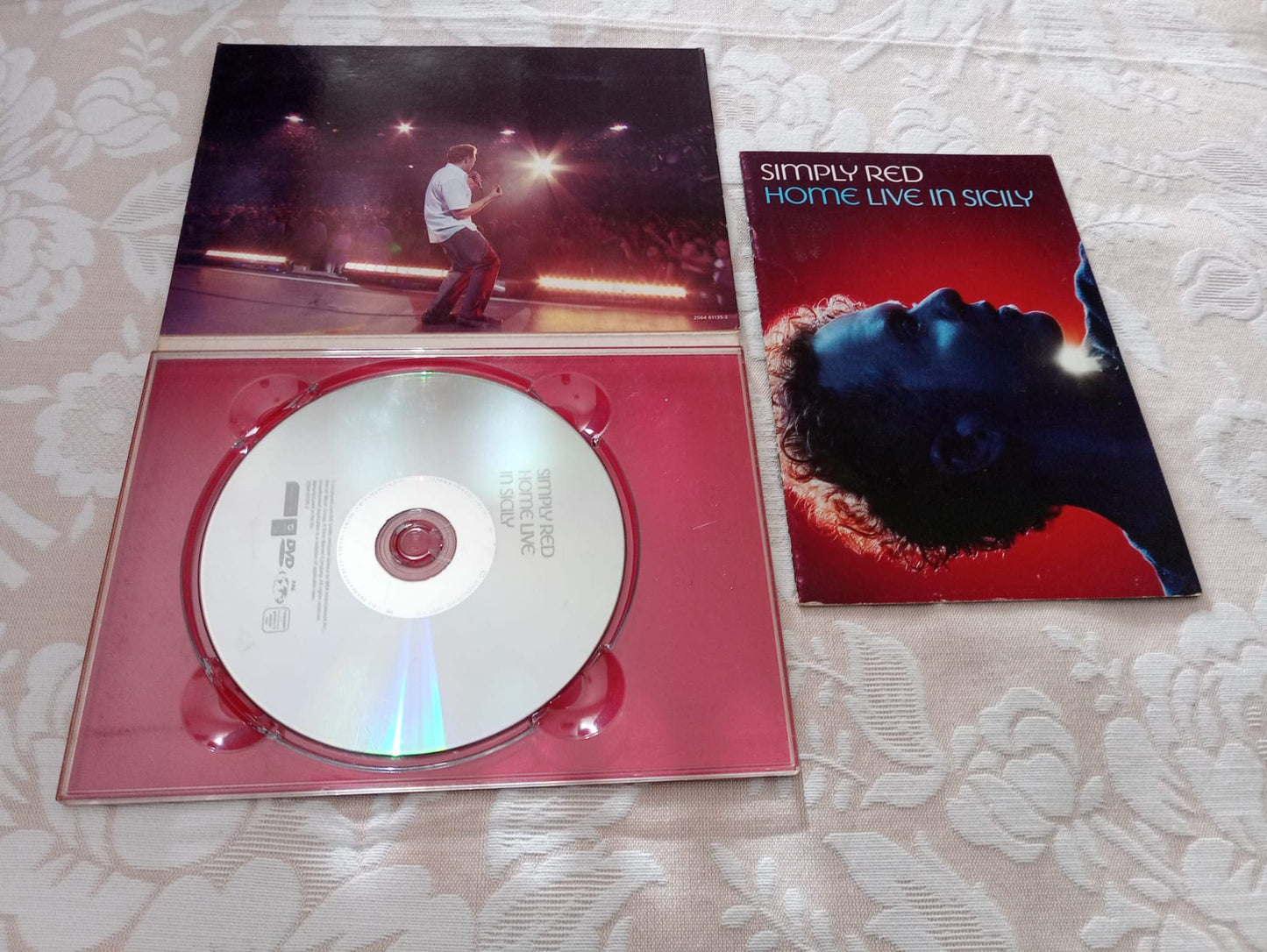 Home Live In Sicily [Import] [Very Good]