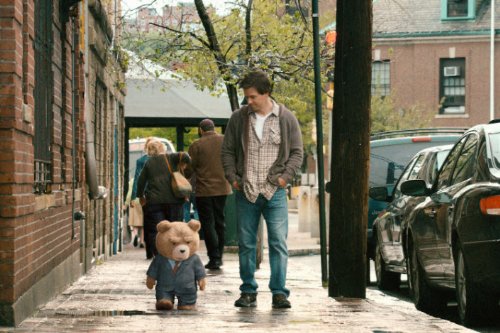 Ted (Bilingual) [DVD]