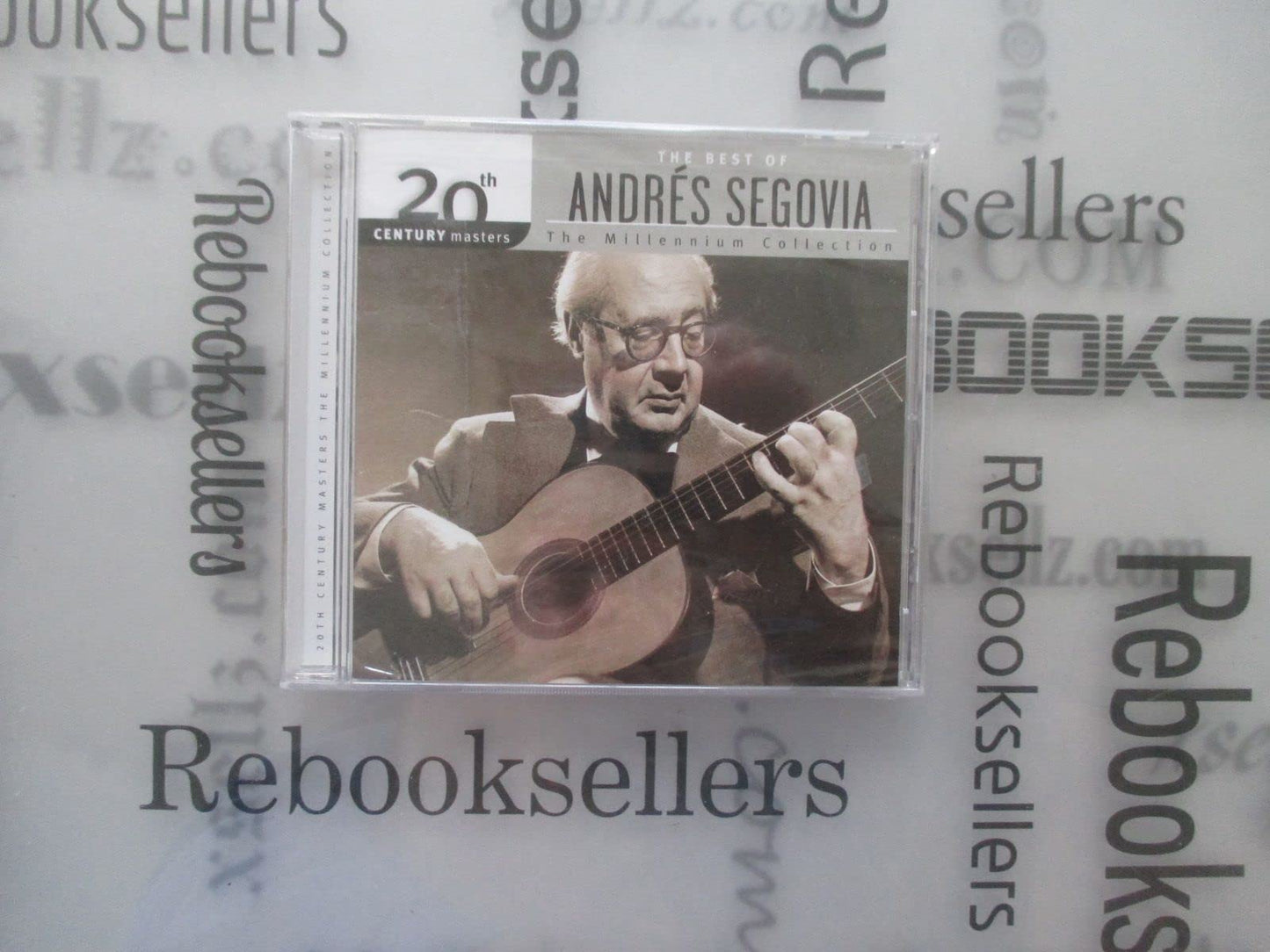 20th Century Masters: Millennium Collection [Audio CD] Andres Segovia; Andr�s Segovia; Isaac Alb�niz; Enriqu� Granados; Francisco T�rrega; Johann Sebastian Bach; Joaqu�n Rodrigo; Enrique Jorda and Symphony of the Air