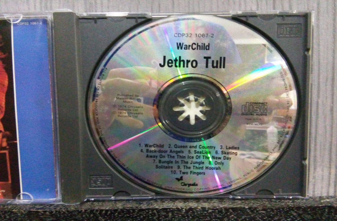 War Child [Audio CD] Jethro Tull - Good