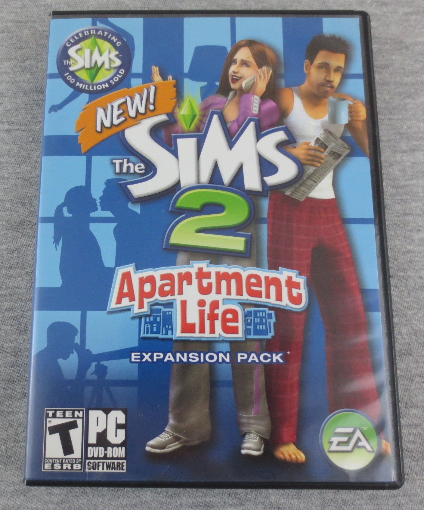 The Sims 2: Apartment Life [video game] - Very Good