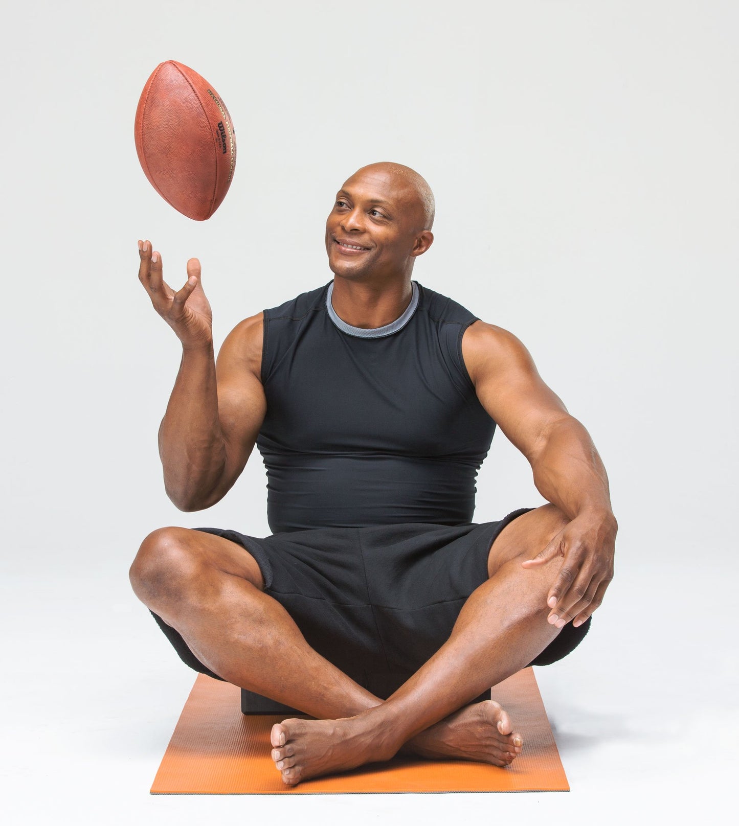 ATHLETIC YOGA: EDDIE GEORGE YOGA FOR STRENGTH - DVD [DVD] - Very Good