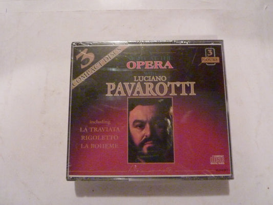 A Night At the Opera with Luciano Pavarotti [Audio CD] - Very Good