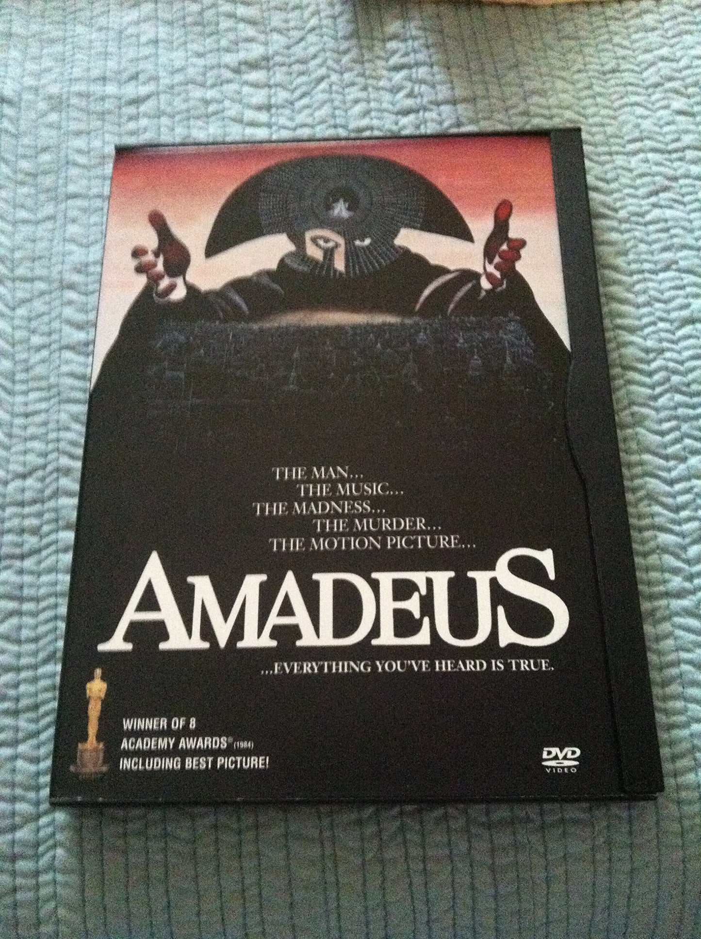 Amadeus (Widescreen) [DVD]