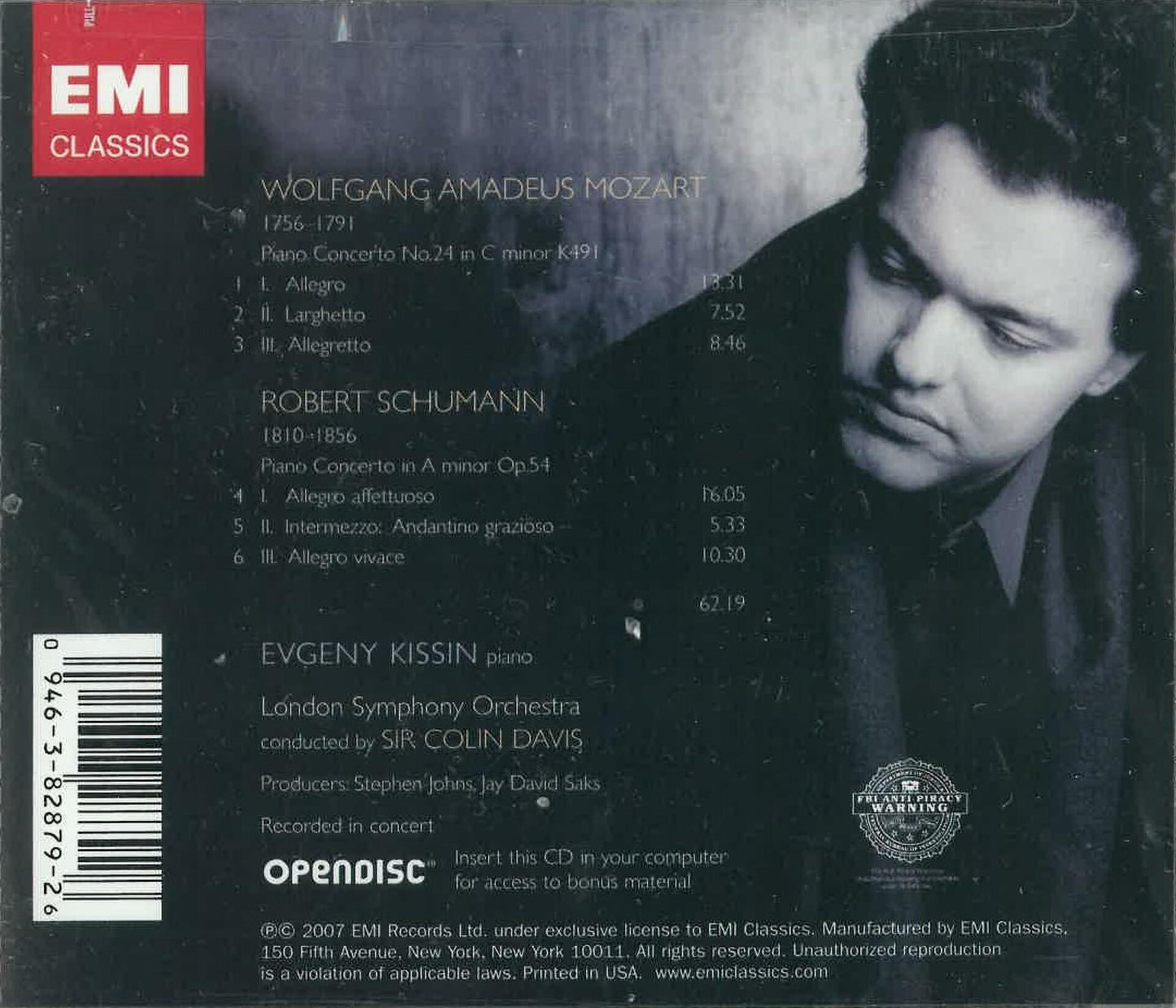 Mozart: Piano Concerto No. 24 K491 - Schumann: Piano Concerto [Audio CD] Kissin, Evgeny; Wolfgang Amadeus Mozart and Colin Davis - Very Good