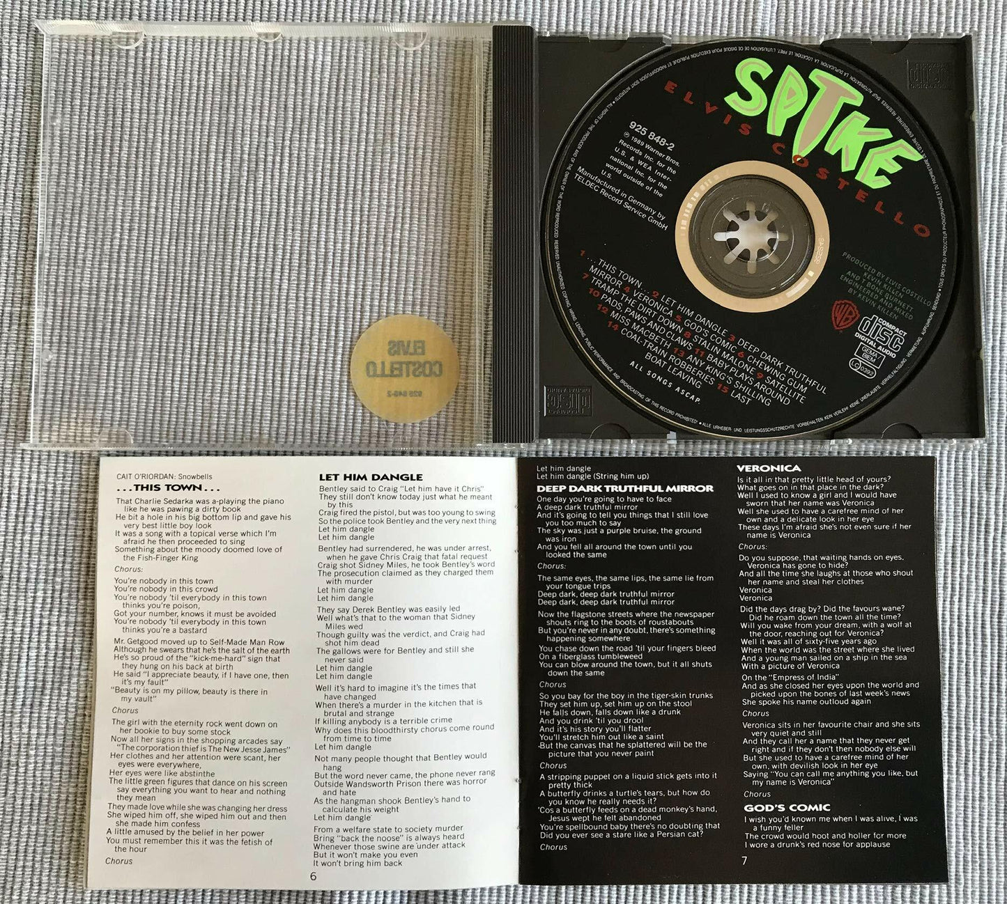 Spike [Audio CD] Elvis Costello - Very Good