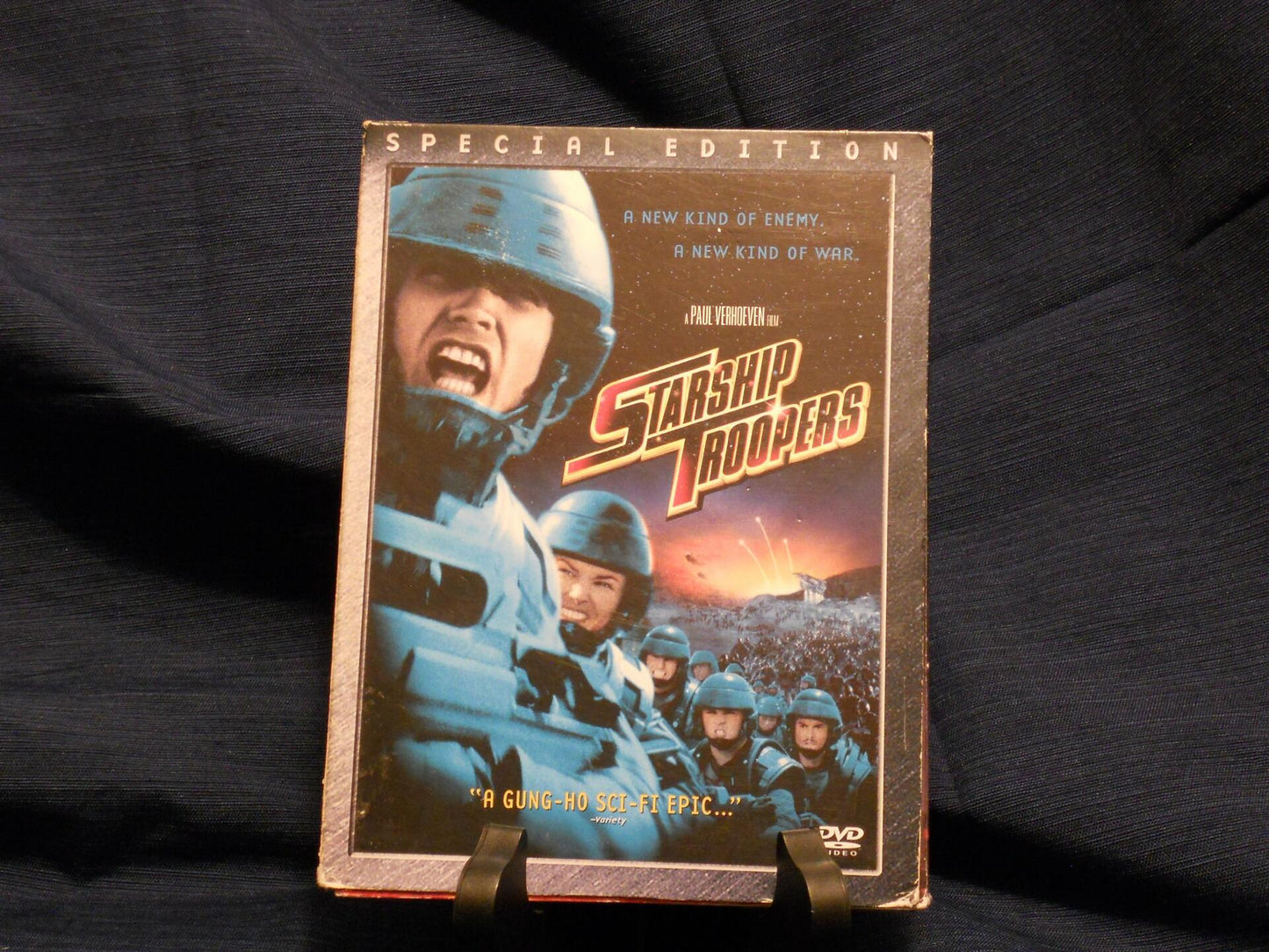 Starship Troopers (Special Edition, 2 discs) (Bilingual) [DVD]