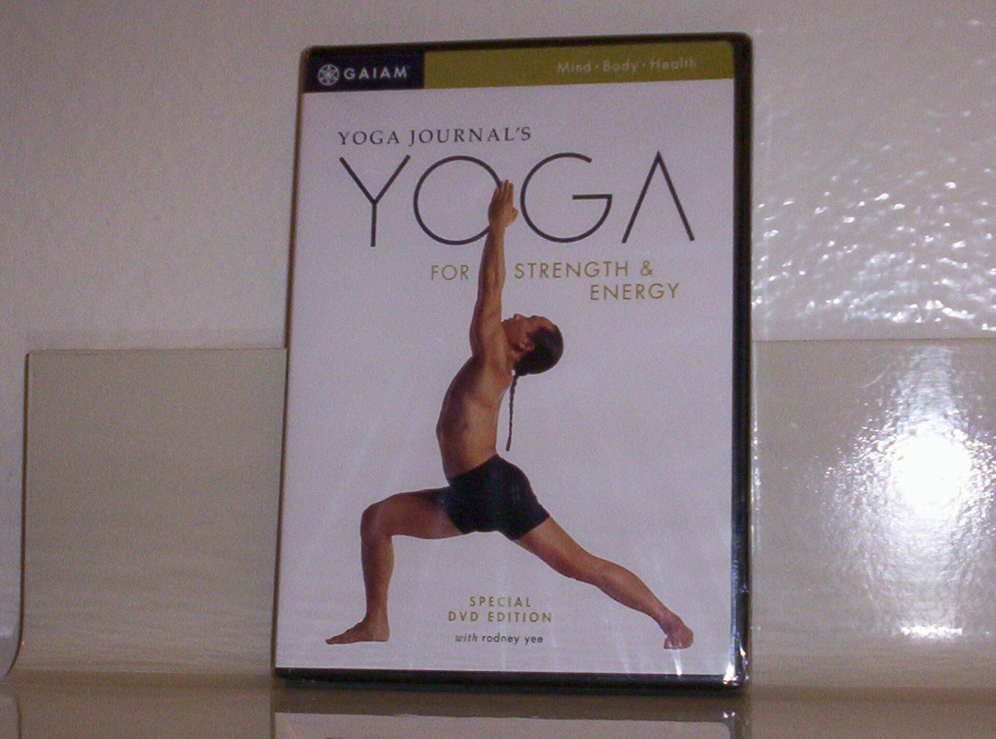 Yoga Journal's Yoga for Strength and Energy [Import] [DVD]