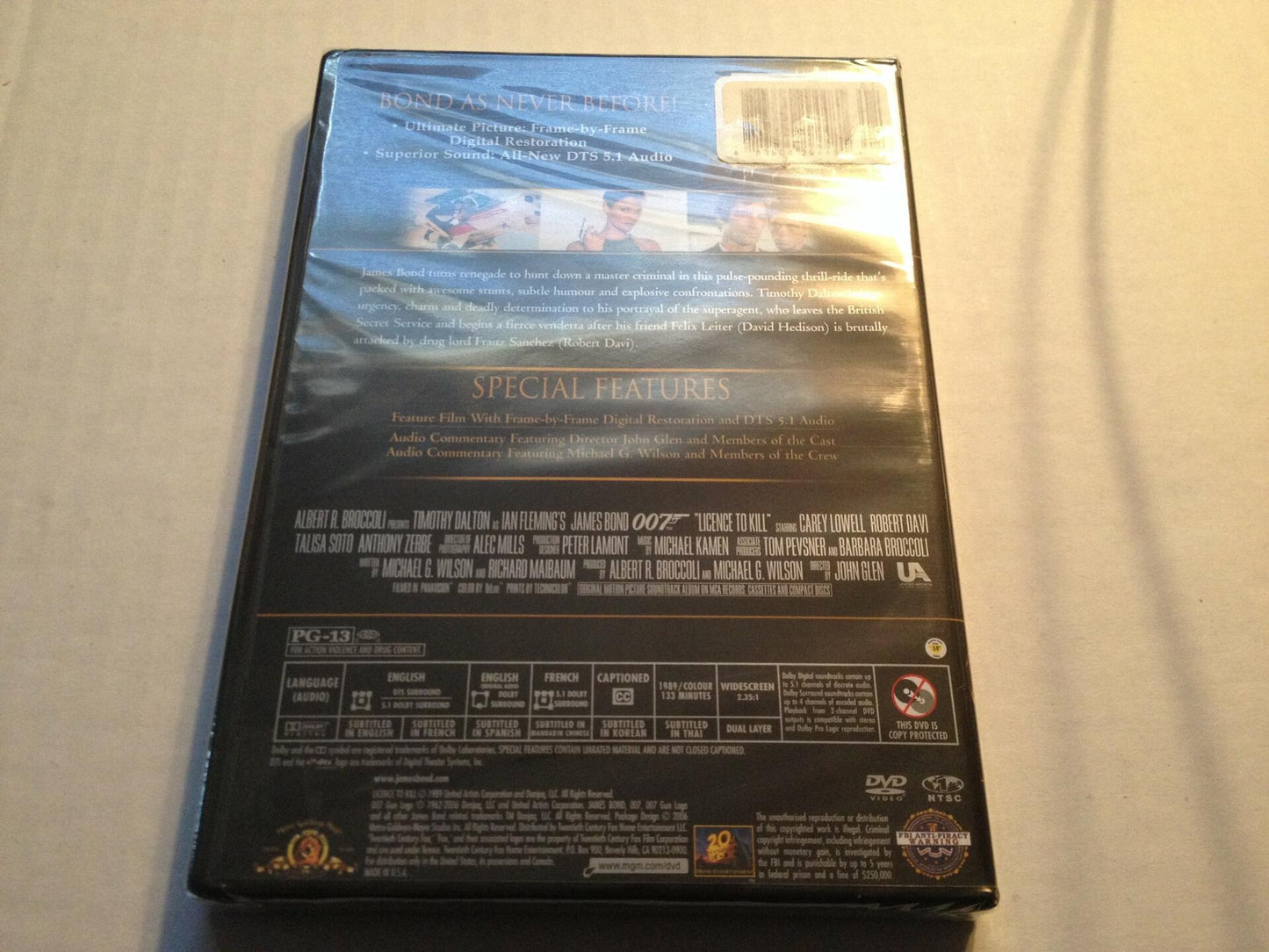 007 Licence To Kill [Unknown Binding] - Good
