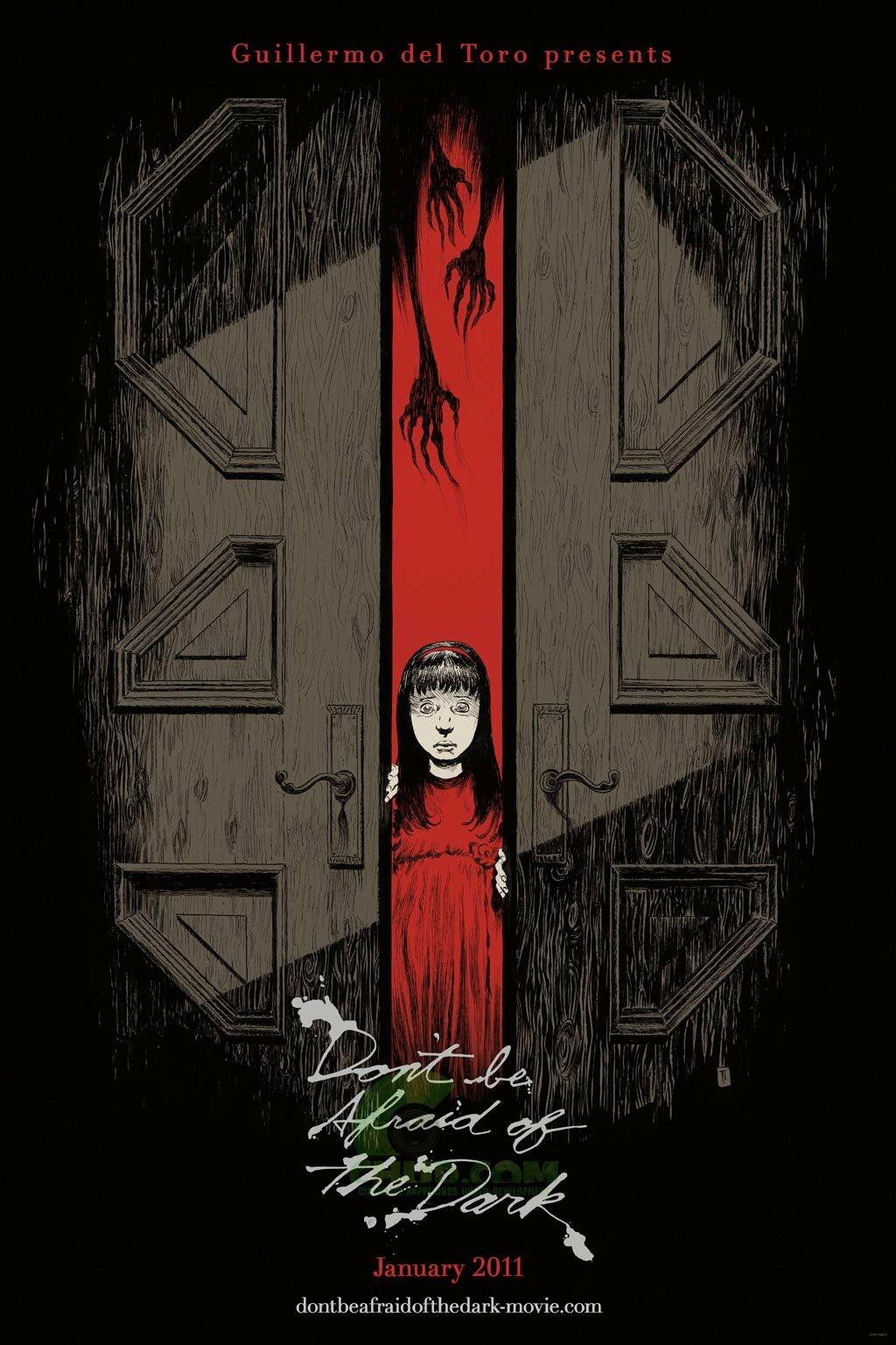 Don't Be Afraid of the Dark / N'aie pas peur du noir (Bilingual) [DVD]