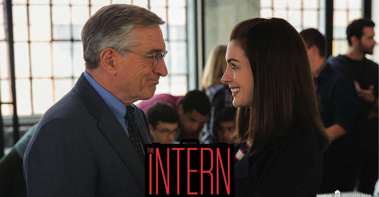 The Intern (Bilingual) [DVD] - Very Good