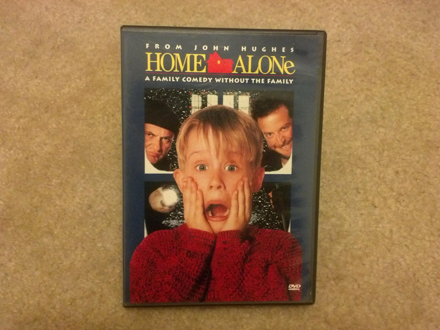 Home Alone (Widescreen) (Bilingual) [DVD] - Very Good