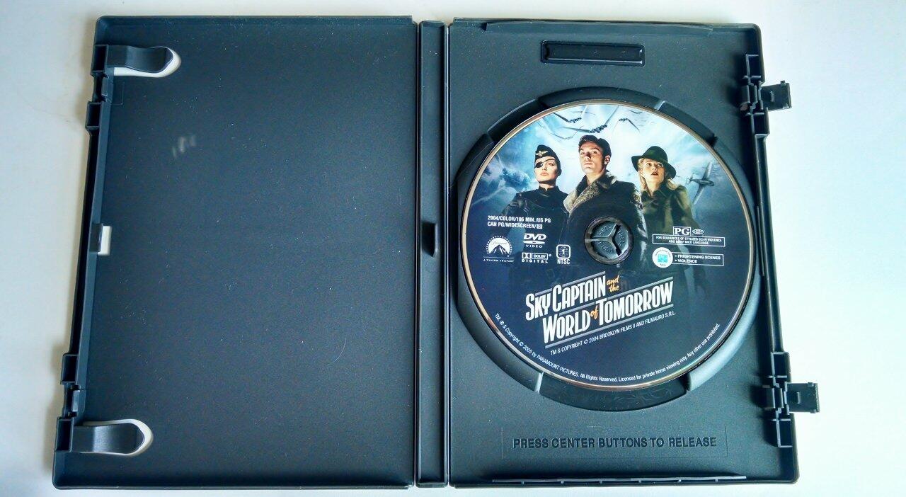 Sky Captain and the World of Tomorrow [DVD]