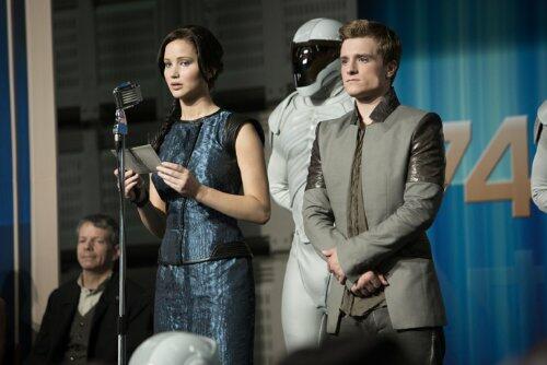 The Hunger Games: Catching Fire [DVD + Digital Copy] [DVD] - Very Good