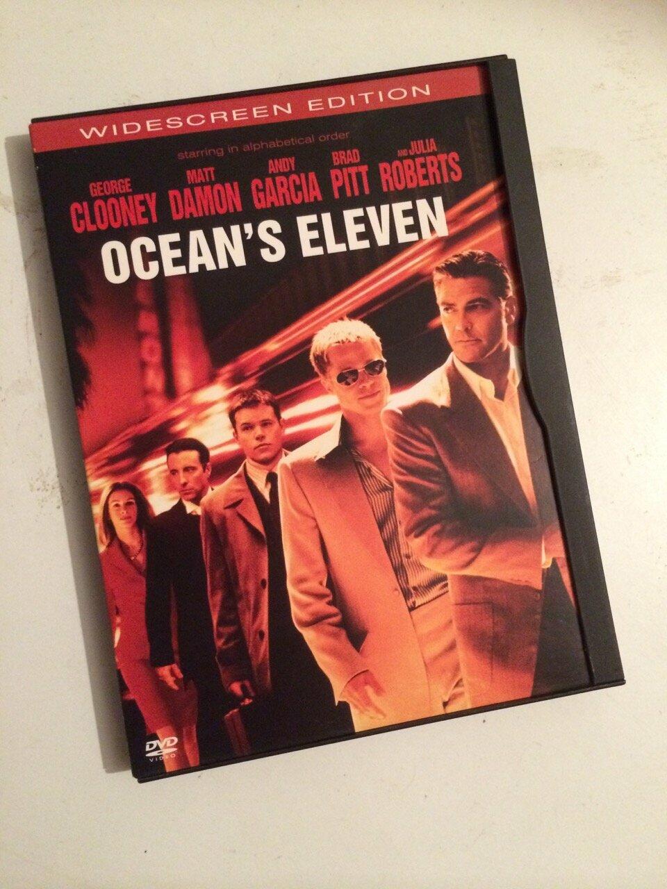 Ocean's Eleven (Widescreen) (2001) [DVD]