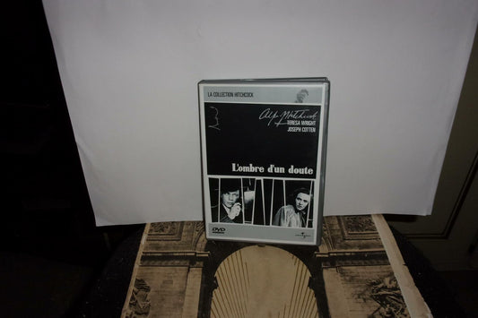 L'Ombra Del Dubbio (1943) [DVD] - Very Good