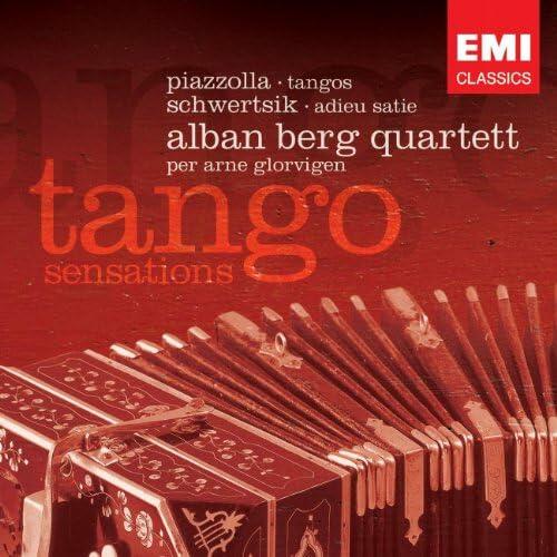 Tango Sensations [Audio CD] Piazzolla / Berg/ Alban Quartet; Piazzolla; Berg, Alban Quartet and Alban Berg Quartet - Very Good