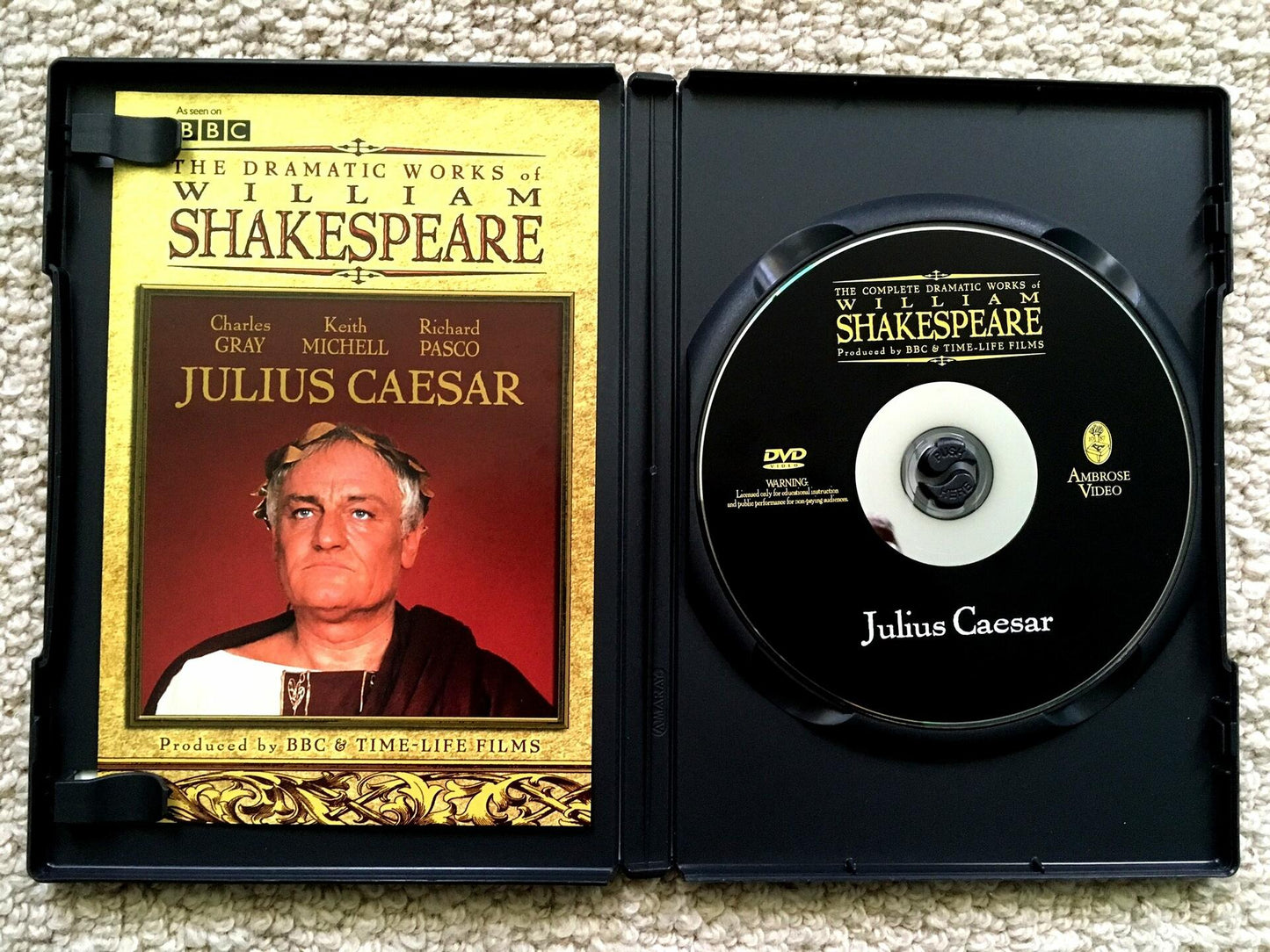 Julius Caesar (BBC) (1979): The Dramatic Works of William Shakespeare Tragedies [DVD] - Very Good