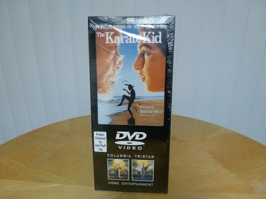 The Karate Kid (Bilingual) [DVD] - Very Good