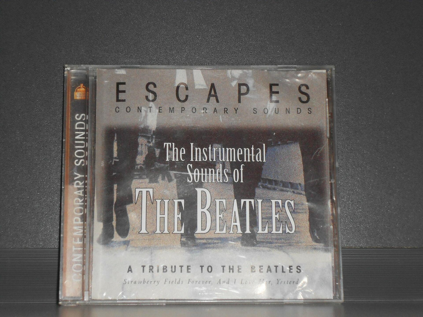 The Instrumental Sounds of the Beatles [Audio CD] Escapes Contemporary Sounds [Audio CD] - Very Good