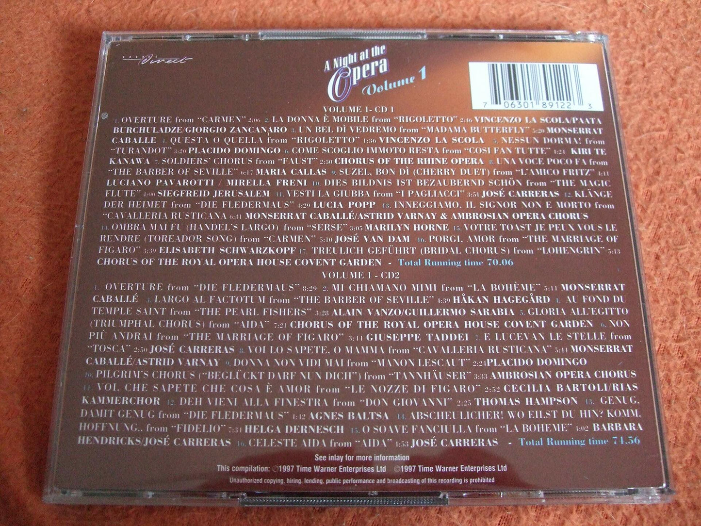 A Night At the Opera with Luciano Pavarotti [Audio CD] - Very Good