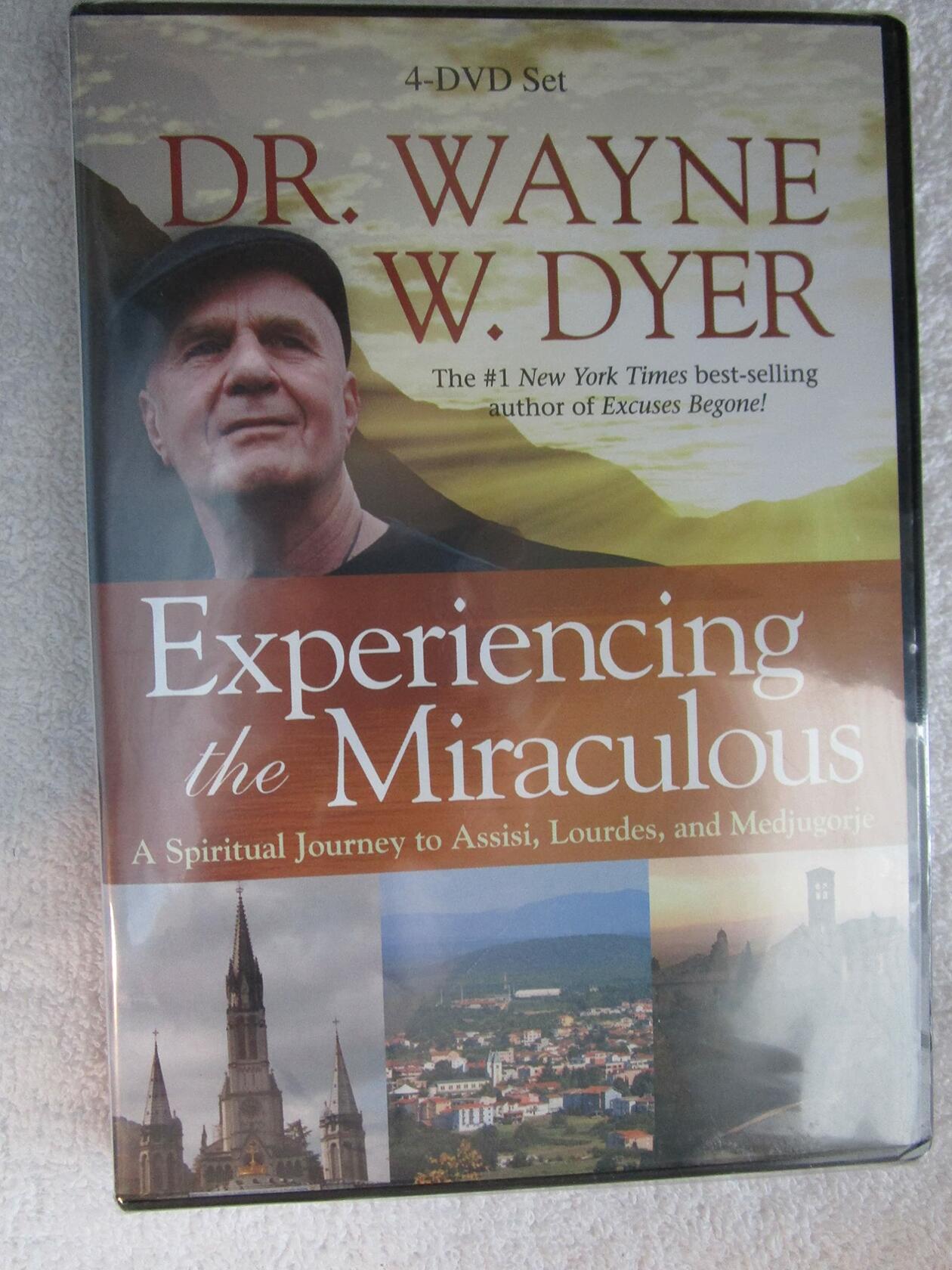 Experiencing The Miraculous with Dr Wayne Dyer 4 DVD Set [Unknown Binding]