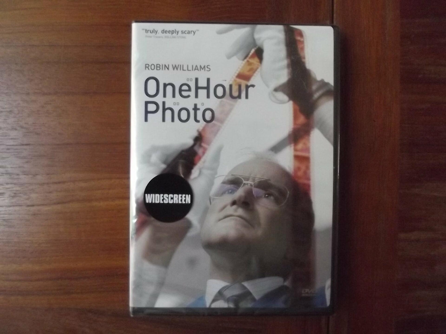 One Hour Photo (Widescreen) [DVD]