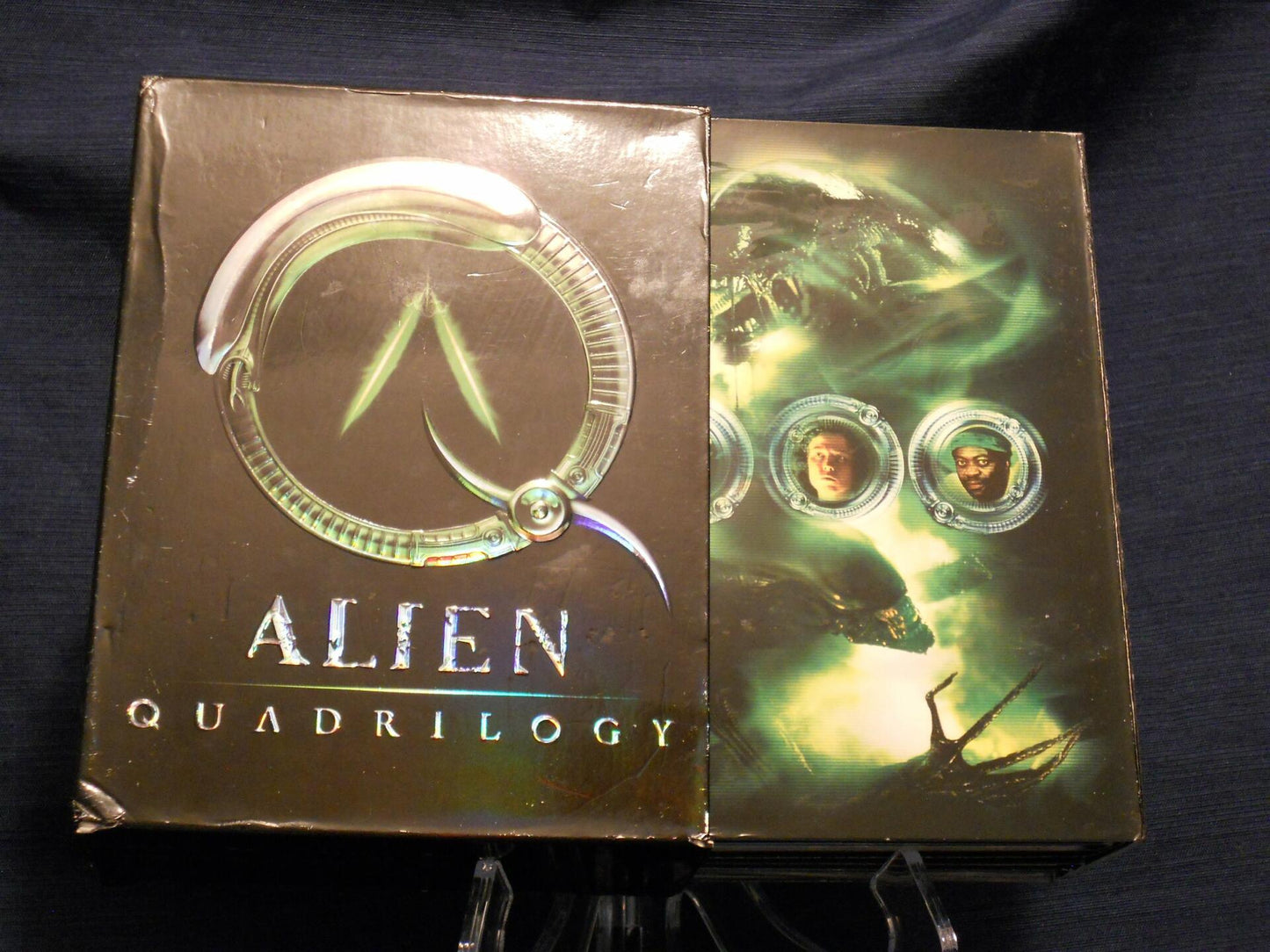 Alien Quadrilogy (Alien / Aliens / Alien 3 / Alien Resurrection) [DVD] - Very Good