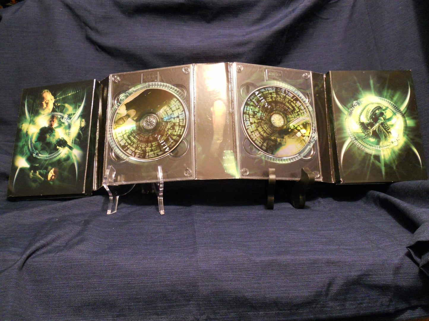 Alien Quadrilogy (Alien / Aliens / Alien 3 / Alien Resurrection) [DVD] - Very Good