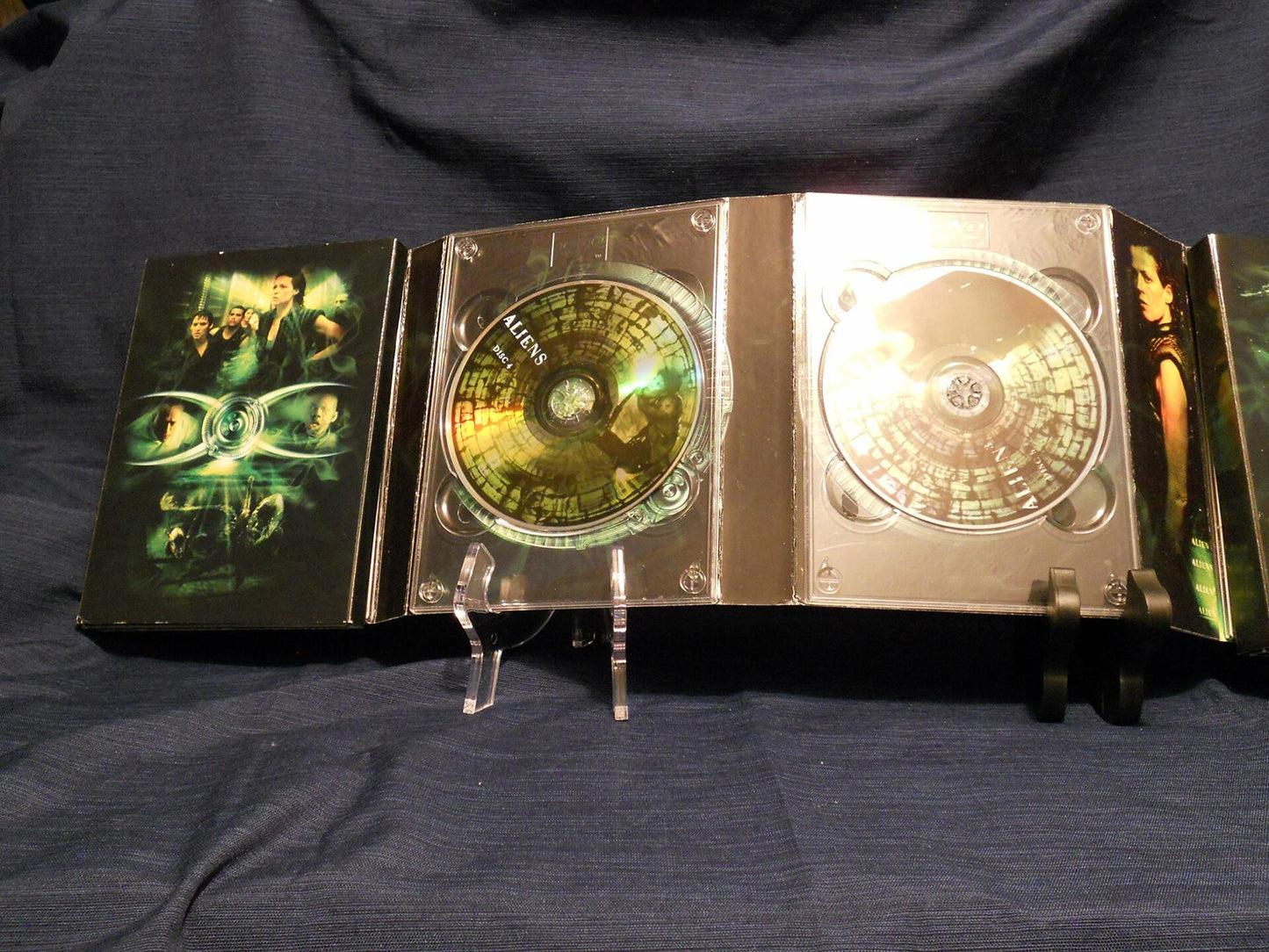 Alien Quadrilogy (Alien / Aliens / Alien 3 / Alien Resurrection) [DVD] - Very Good