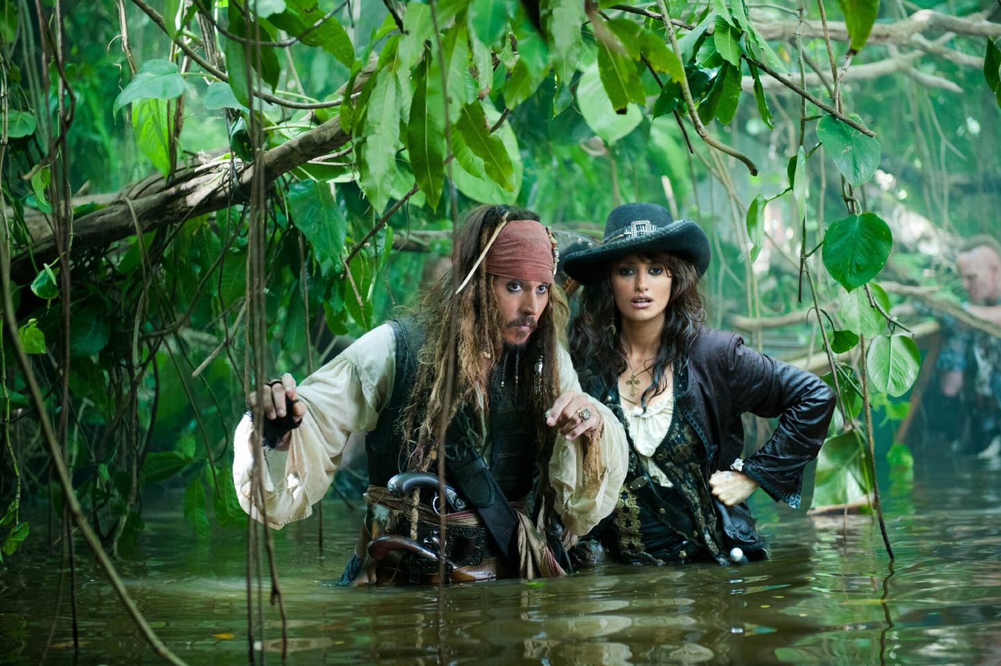 Pirates of the Caribbean: On Stranger Tides (DVD Combo Pack) [Blu-ray + DVD] [Blu-ray] - Good