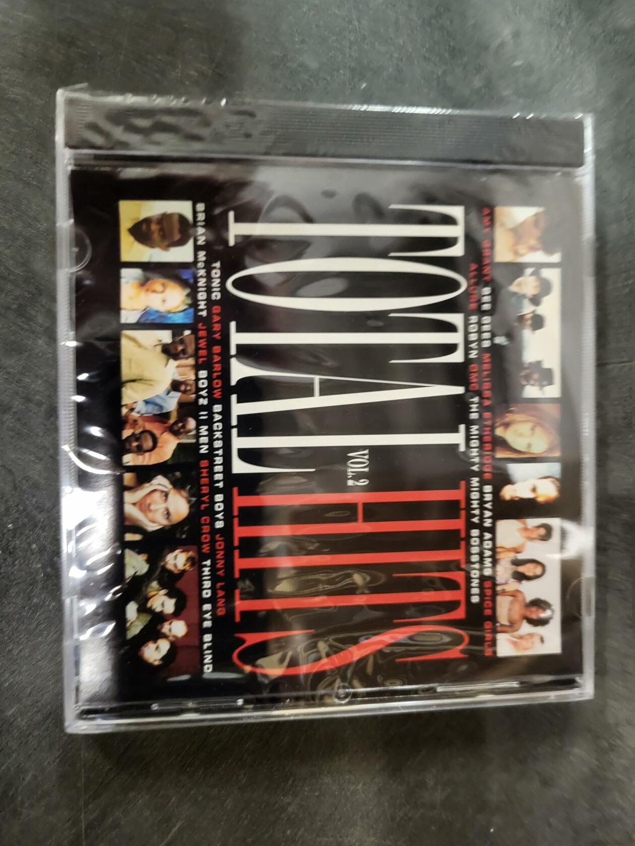 Total Hits Volume 2 [Audio CD] [Audio CD] - Very Good